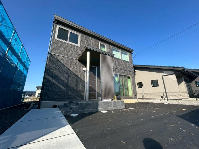 水戸市住吉町　中古戸建の外観