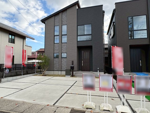 タマタウン　各務原市鵜沼朝日町Ⅱ　全2区画分譲の外観|■全体写真　
■ヤマダ不動産　株式会社リライフ　