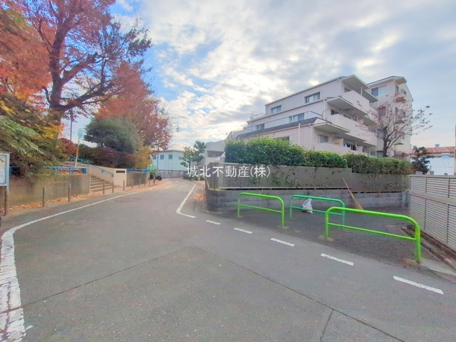 メイゾン小竹向原の外観