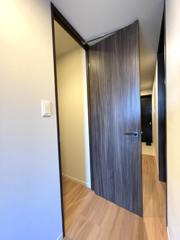 ブランシエラ鹿児島の収納|廊下には約0.6畳の納戸がございます。