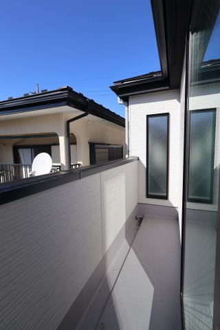 《仲介手数料無料》南区大字太田窪2695-8新築一戸建てLIGAREのバルコニー