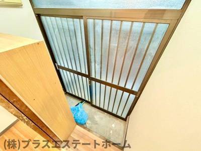 【玄関】 | 六番町貸家