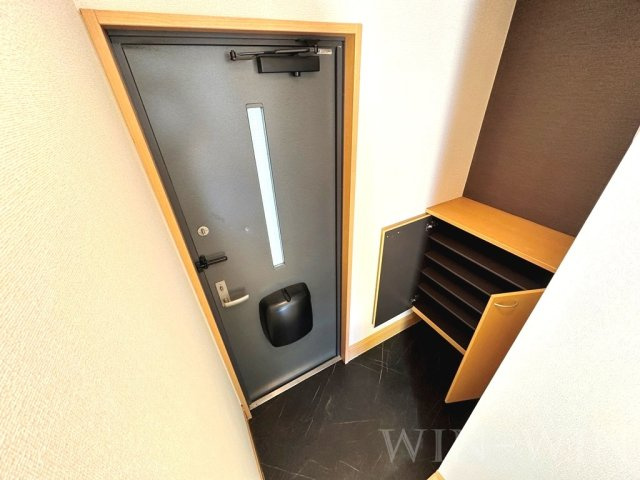 ラ・カルティエの玄関