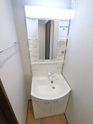 Tac Forestの独立洗面台