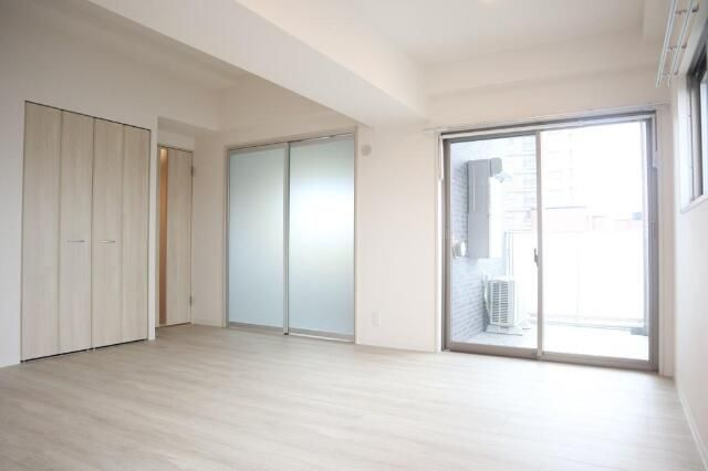 ＭＥＩＮ　ＳＣＨＬＯＳＳ　三河島の居間・リビング