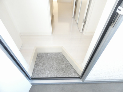 【玄関】 | ロレイアム