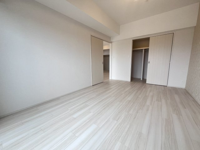 【洋室】 | プレジオ西宮北口 | スタンダードな洋室です