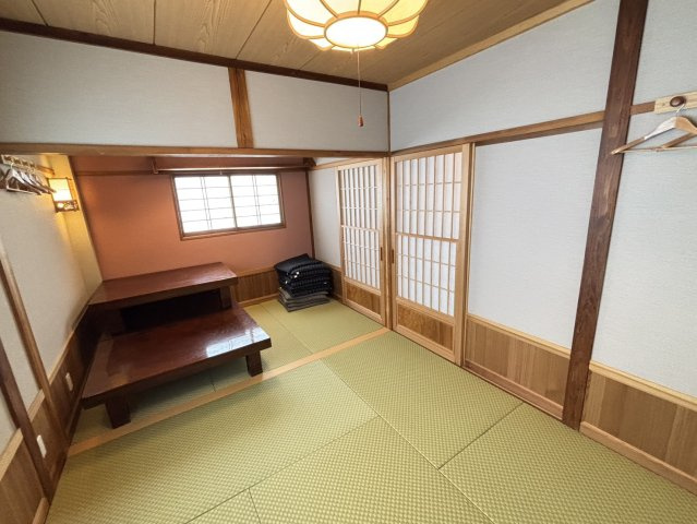 湯本駅徒歩４分！和風料理店居抜き貸店舗！の和室