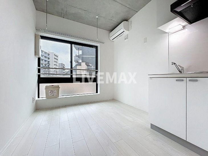 【居間・リビング】ベルネージュ 