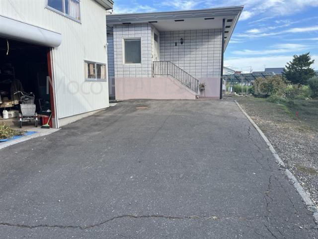 【駐車場】 | 北見市端野町中古住宅