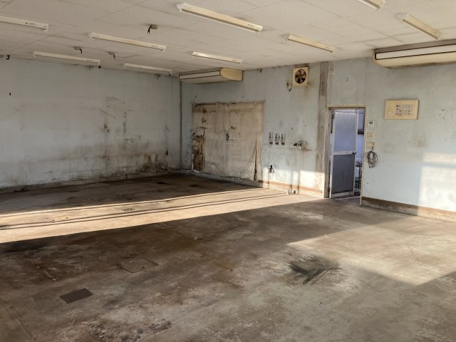 印場元町４丁目店舗の駐車場