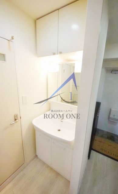 グランドマンション金子の洗面所|洗面台です。