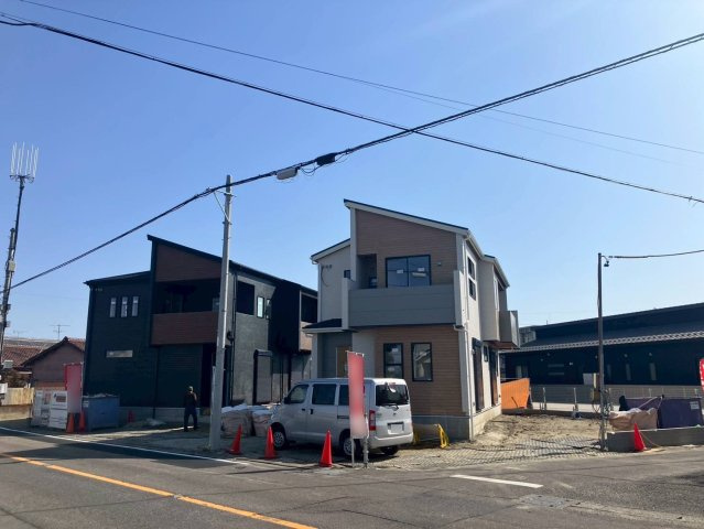 ブルーミングガーデン　江南市島宮町巡見　全２区画分譲の外観|「現地（2025年12月16日）撮影」　
■全体写真　
■ヤマダ不動産　株式会社リライフ　