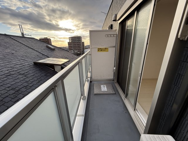 HARU緑地公園のバルコニー