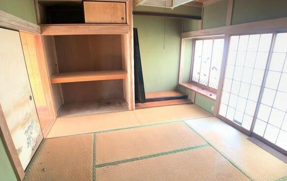 大網白里市南横川　平屋中古戸建の和室|敷地約145坪 ３LDK平屋建 バーベキュー・家庭菜・ドックランが可能です。車3台可 閑静な分譲地内