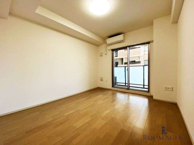 OKBアヴェニール菊井町の居間・リビング