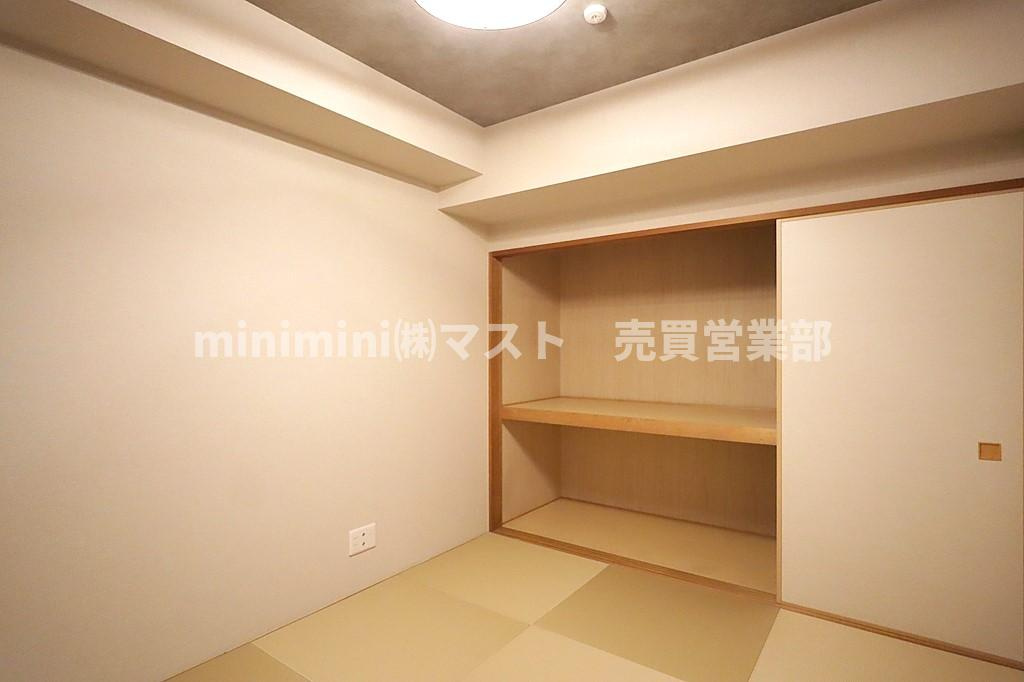 メロディーハイム香里ヶ丘ツインビューアルテアタワーの和室