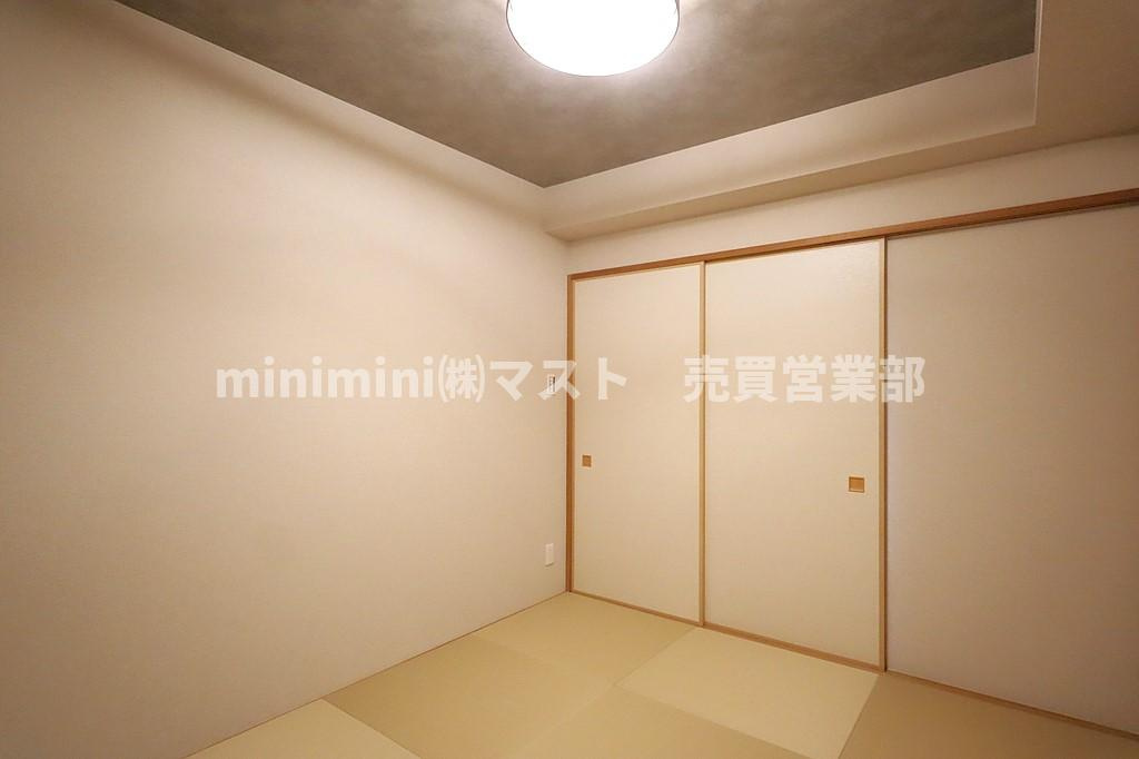 メロディーハイム香里ヶ丘ツインビューアルテアタワーの和室