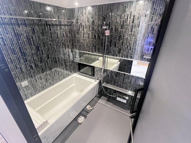 【浴室】 | プレジオ西宮北口 | 日々の暮らしに欠かせないお風呂です