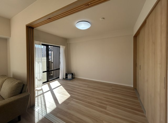 和泉中央パークホームズの洋室|洋室約6.0帖