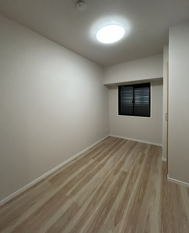 和泉中央パークホームズの洋室|洋室約4.2帖