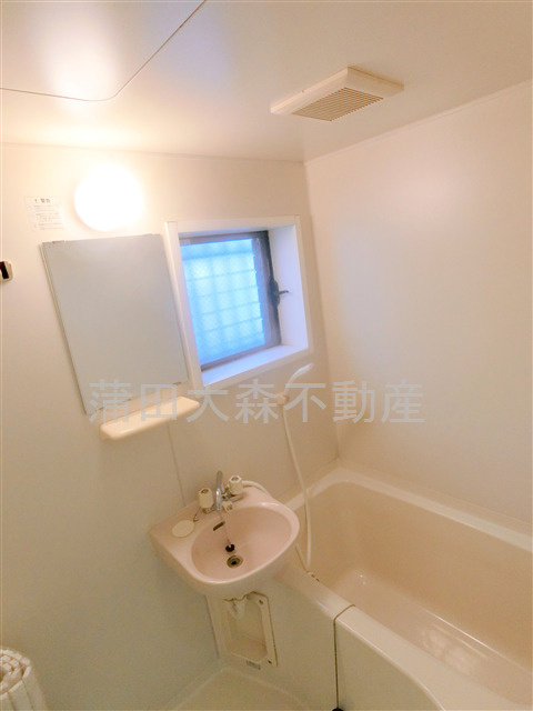 ルミナーレ東蒲田の浴室|窓付きのお風呂　バスルーム