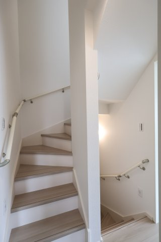 《仲介手数料無料》南区大字太田窪2272-6新築一戸建てジオヴィスタ