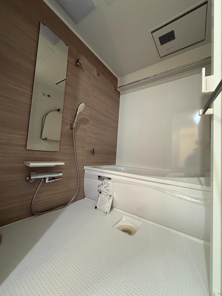 多摩川ハイム３号棟の浴室|きれいなお風呂です