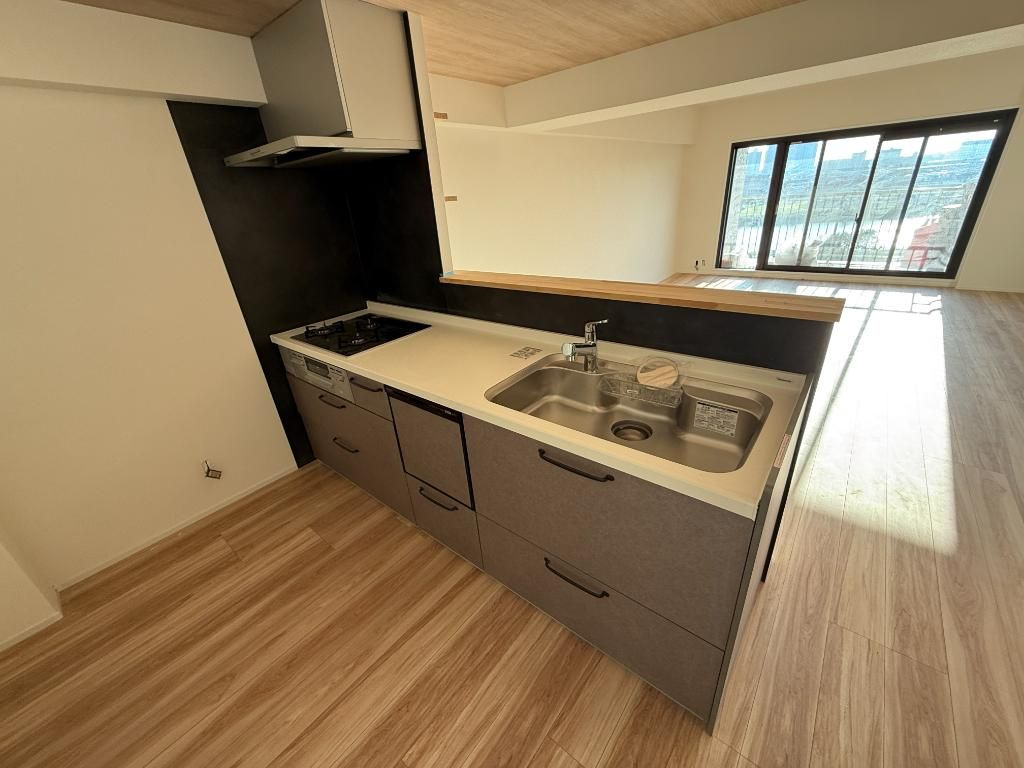 多摩川ハイム３号棟のキッチン|お料理しやすいキッチンです