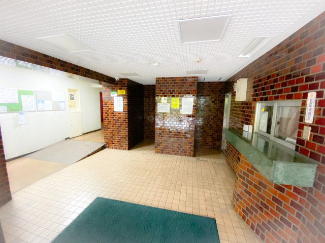 【エントランス】