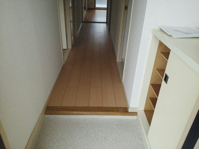 ニューマリッチフジモトの玄関|毎日通る玄関はこちらです