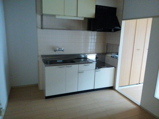 ニューマリッチフジモトの居間・リビング|ゆったりとしたリビングです