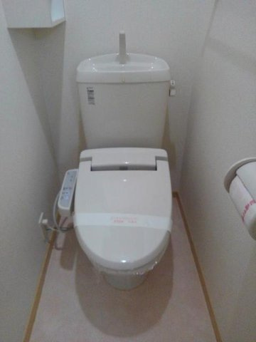 リベーラ　草津南のトイレ|シンプルで使いやすいトイレです