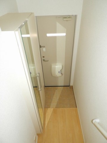 モーデ　エイチの玄関|落ち着いた玄関です