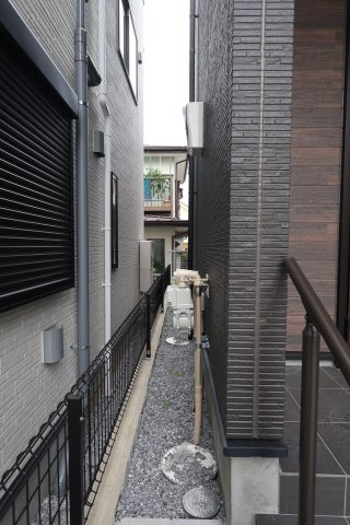 《仲介手数料無料》南区大字太田窪2272-6新築一戸建てジオヴィスタの外観