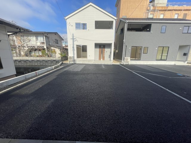 新築戸建・新築建売　会津若松市南千石町第1　東山小・第二中の駐車場