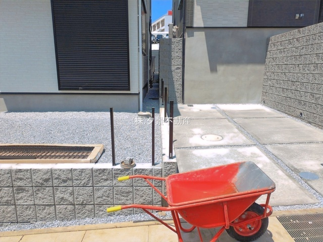 《仲介手数料無料》南区大字太田窪2272-6新築一戸建てジオヴィスタ