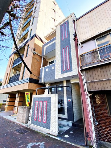 アップルスクエアの外観