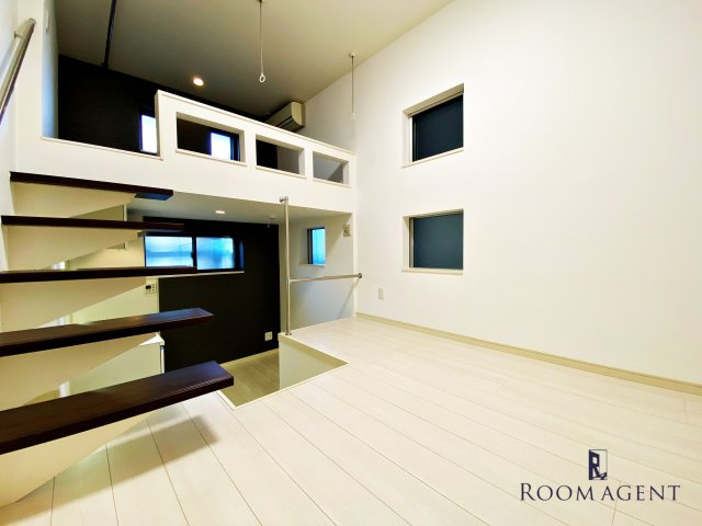 アップルスクエアの居間・リビング