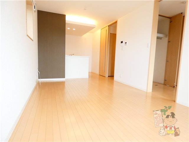 グランメゾン新保の居間・リビング