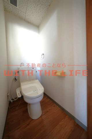シャトレ東合川【キャッシュバック対象物件】のトイレ|コンパクトで使いやすいトイレです