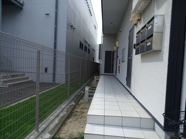 ベーネ二瀬町のエントランス