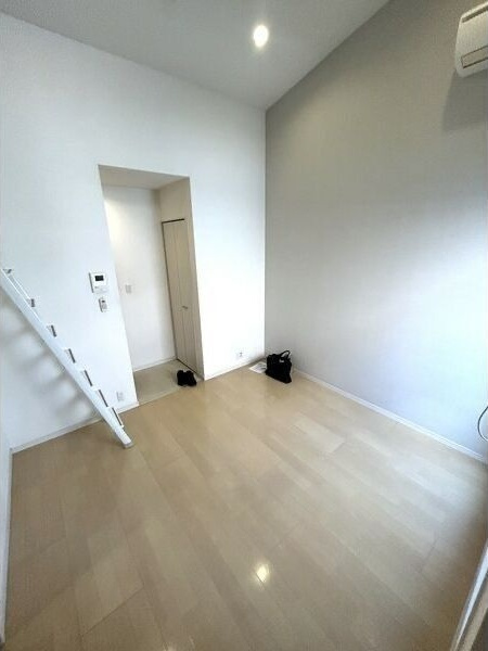 ベーネ二瀬町の居間・リビング