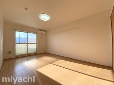 【洋室】 | エグゼリオ