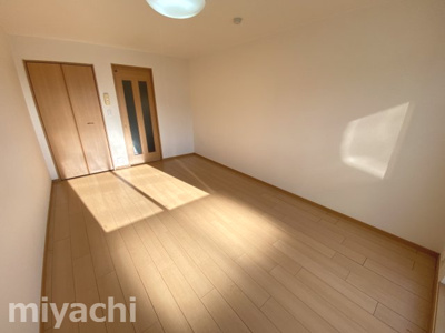 【内装】 | エグゼリオ