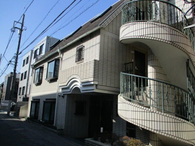 【エントランス】 | シャレー祐天寺カワベ第７