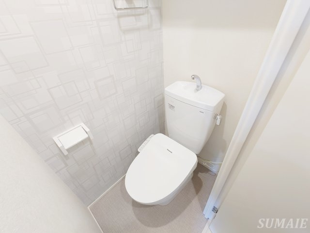 ソレイユテラス東十条のトイレ|温水洗浄機能付きトイレです☆