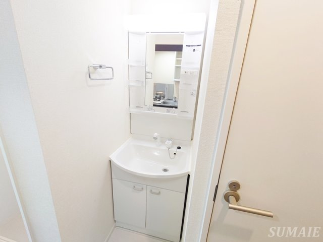 ソレイユテラス東十条の洗面所|独立洗面台です☆