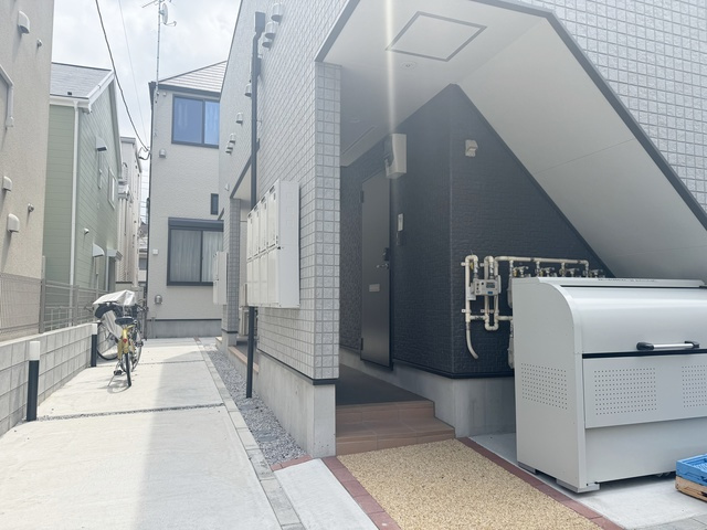 ソレイユテラス東十条のエントランス