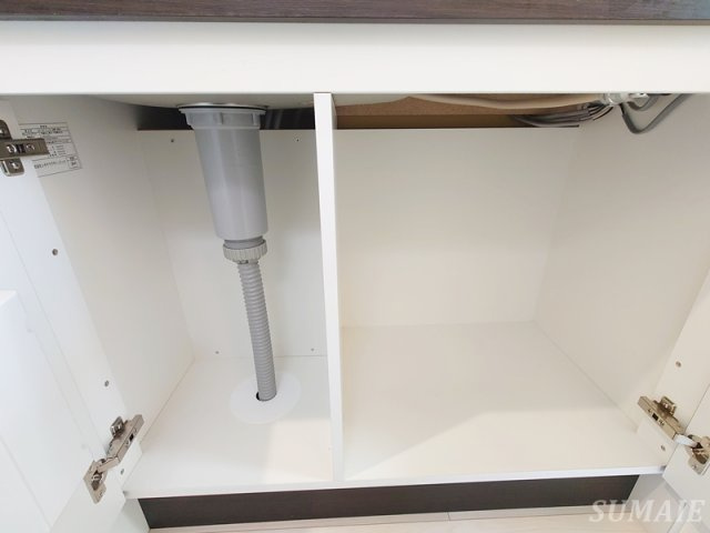 ソレイユテラス東十条のキッチン|キッチン下収納です☆